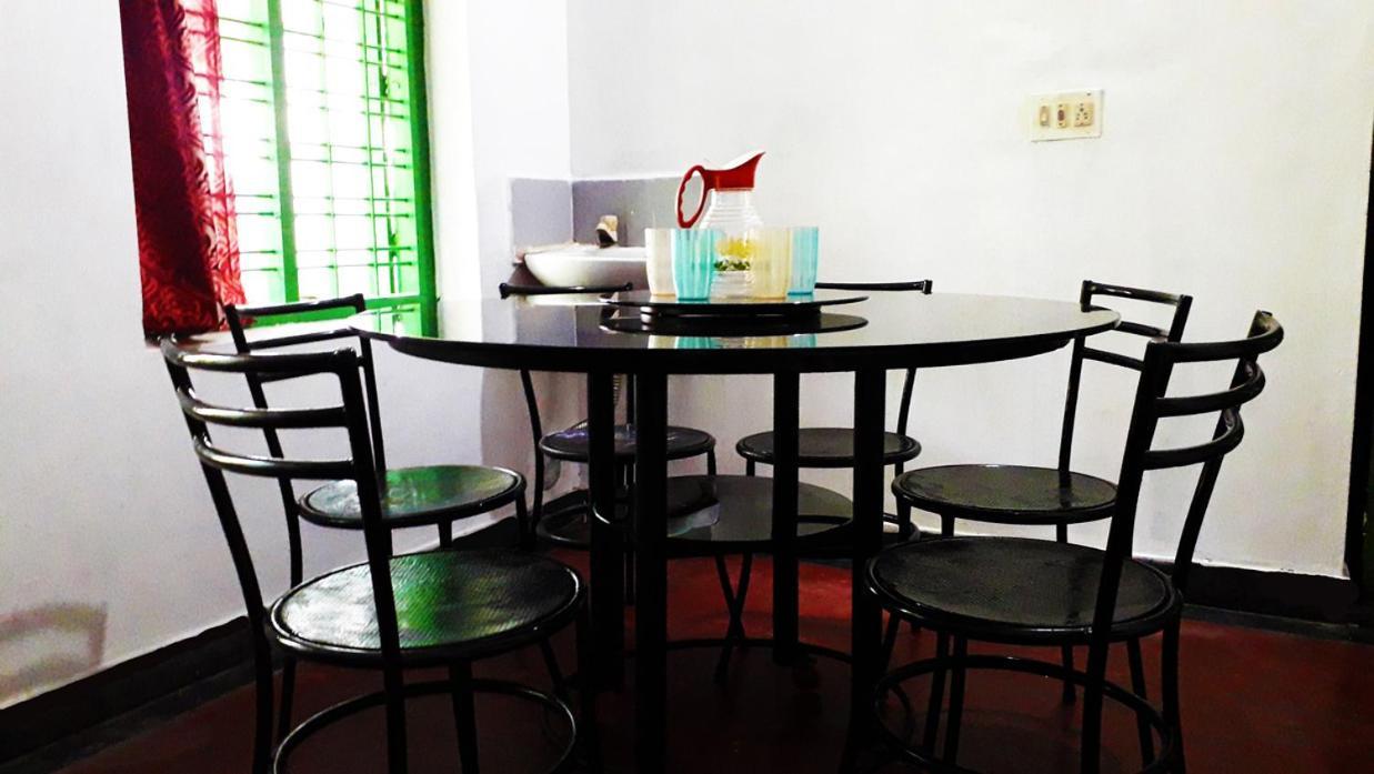 Seenu'S Pg Accommodation Palakkad Kültér fotó